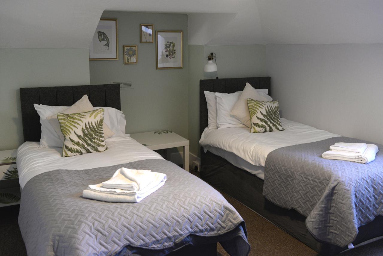 Hotel The Milford Arms Hounslow Esterno foto
