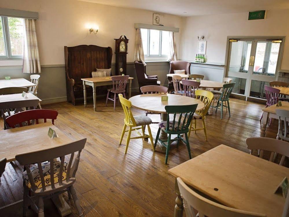 Hotel The Milford Arms Hounslow Esterno foto